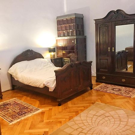Piata Sfatului Residence Brasov Luaran gambar